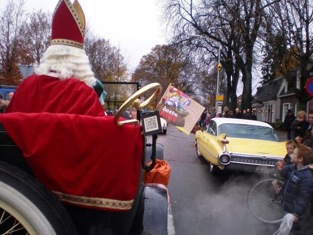 Бельгийскому Санта-Клаусу разрешили нарушать коронавирусные ограничения
