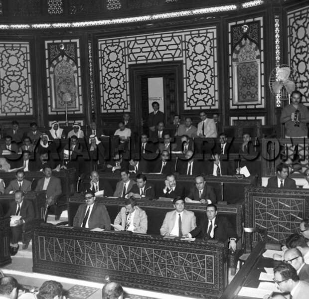 Syrian Parliament in March 1971.jpg