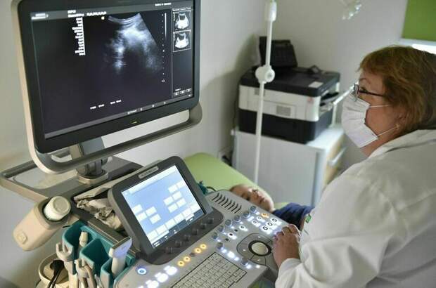 Минздрав продлит на год работу врачам без аккредитации