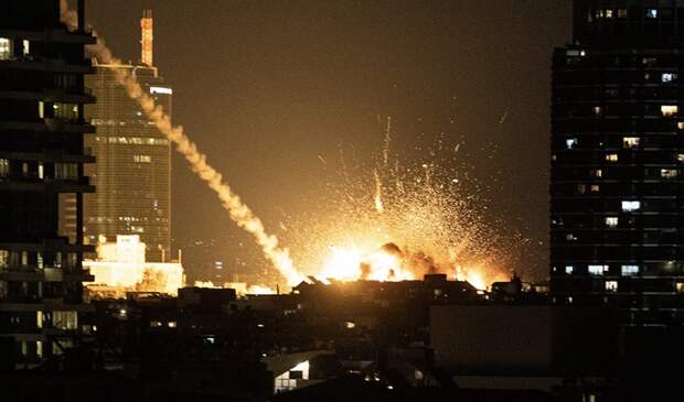 Израиль объявил об ударах по правительственным объектам в Тегеране