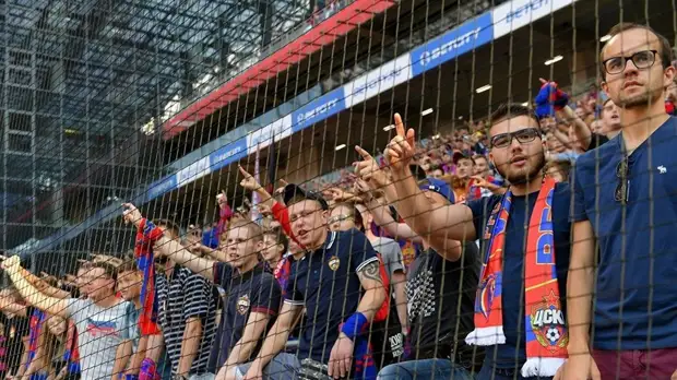 В РФС негативно восприняли оскорбительные баннеры болельщиков ЦСКА