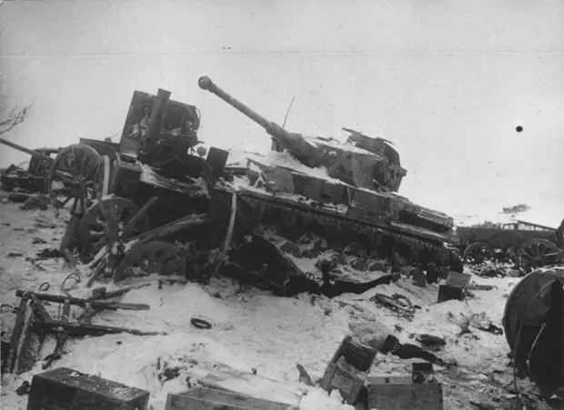Как 1 советский танкист вёл бой против 12 фашистских "Тигров"