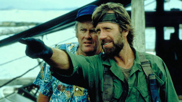 Чак Норрис «сильнее интернета»: вспоминаем лучшие мемы с актером