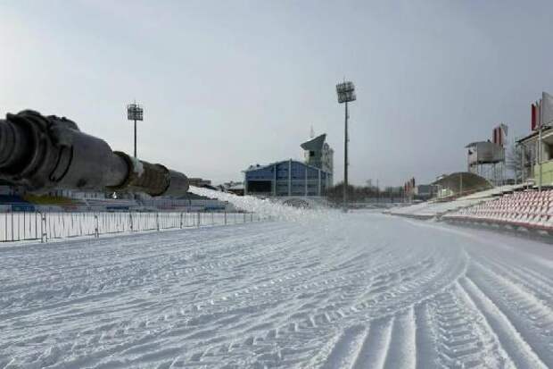 В Тамбове на стадионе "Спартак" началась подготовка открытого катка