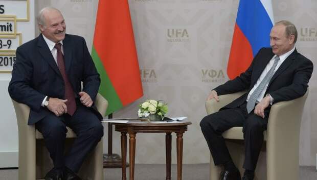 Президент Российской Федерации Владимир Путин и Президент Республики Белоруссия Александр Лукашенко во время встречи в Уфе Президент Российской Федерации Владимир Путин и Президент Республики Белоруссия Александр Лукашенко во время встречи в Уфе