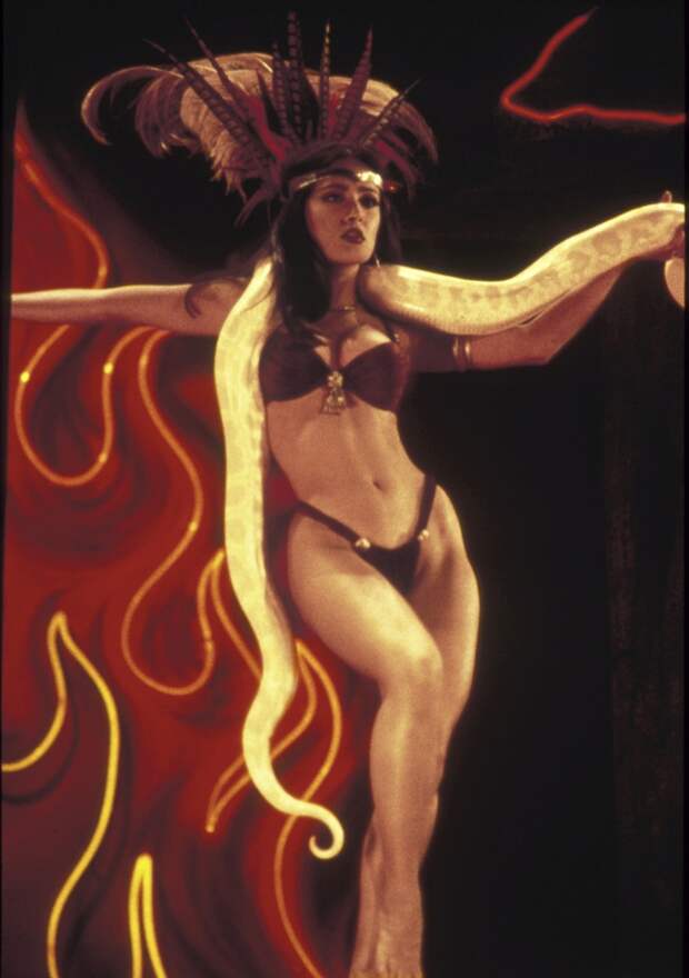 Top 10 Swimsuit Moments