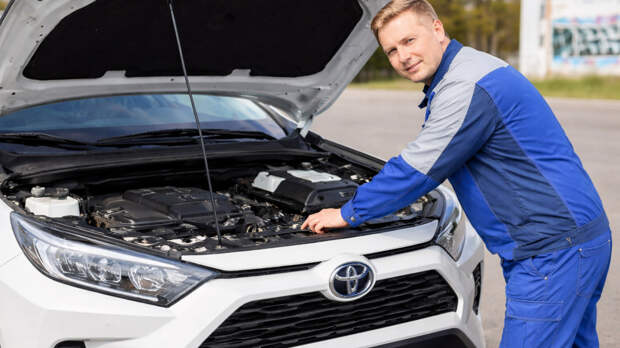 Какую клемму снимать первой, чтобы не повредить электронику в машине