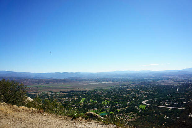 Mount-Woodson-Potato-Chip-Rock-San-Diego-5.jpg