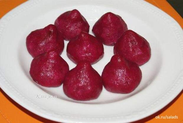 Закуска из селёдки "клубничка" Закуска из селёдки "клубничка"