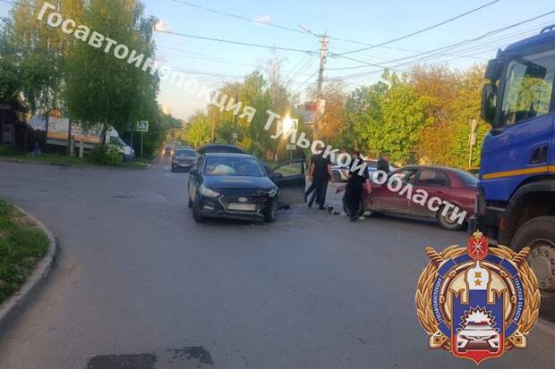 ﻿Две иномарки устроили ДТП на улице Станиславского в Туле