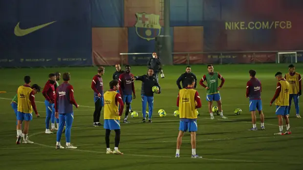 Карасёв обслужит матч Лиги чемпионов «Барселона» — «Бенфика»