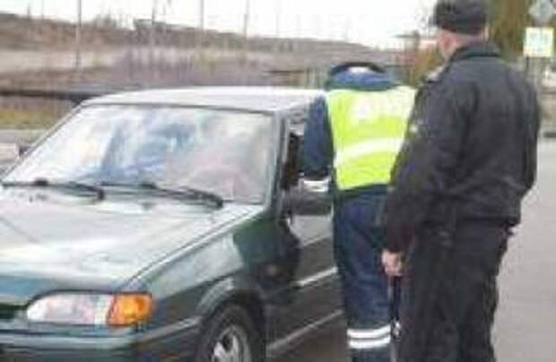 Вчера судебные приставы арестовали в Курске 5 автомобилей
