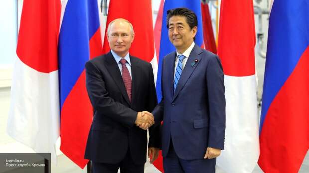 Абэ намерен продвигать мирный договор с Россией