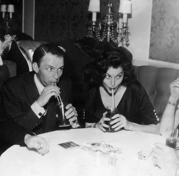 Ava Gardner & Frank Sinatra 02