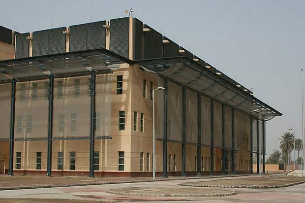 Reuters: у аэропорта Багдада беспилотники атаковали дипломатический объект США