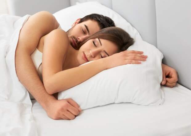 Объятия во сне укрепляют отношения