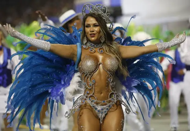 Бразильский карнавал голые танцы