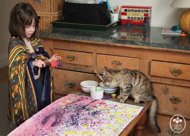 Шедевральные работы 5-летней художницы страдающей аутизмом аутизм, девочка, искусство, ребенок