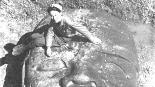 Загадочные головы ольмеков на старинных фотографиях