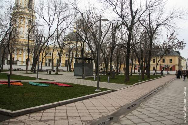 Прогулка по улицам Москвы Москва, прогулка, критика, улица