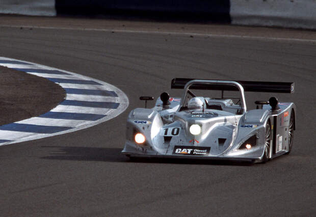 2004 – Lola B2K/10. Не финишировал. Поломка коробки передач. авто, автодизайн, болид, ле-ман, своими руками