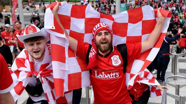 «Ноттингем» переименует трибуну стадиона в честь Робертсона