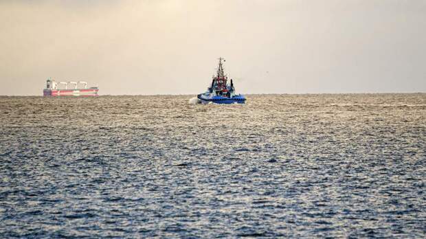 Опасный Север: в Карском море опрокинулся буксир «Байкал»