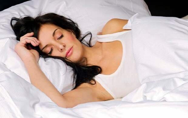 Какую позу для сна выбрать при болях в разных частях тела