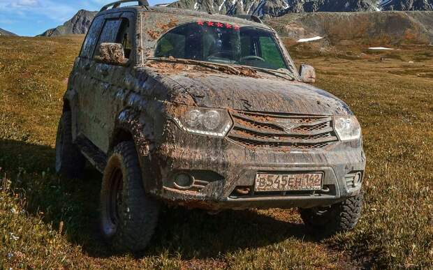 Россиянам напомнили о суровости наказания за грязные номера
