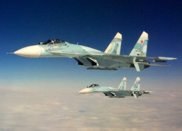 Красавец: Российский Су-27 сделал «бочку» вокруг самолета-разведчика США Красавец: Российский Су-27 сделал «бочку» вокруг самолета-разведчика США