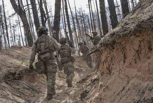 Под Волчанском в Харьковской области и в районе Часова Яра в ДНР фиксируются отказы подразделений ВСУ идти в атаку, сообщают источники. Что происходит в этих городах 25 июня, есть ли продвижение ВС РФ?