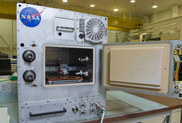 NASA ISS Refabricator