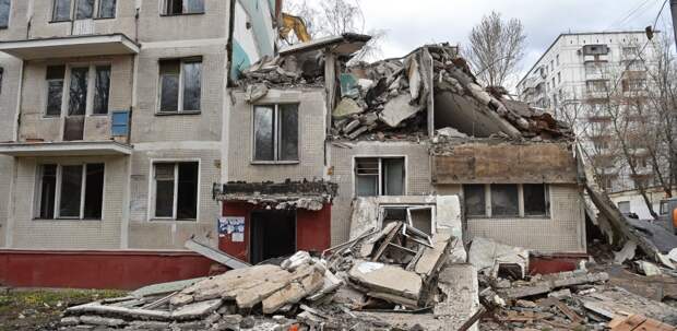 В Москве снесли более 80 старых домов по реновации с 2017 года – Бочкарёв
