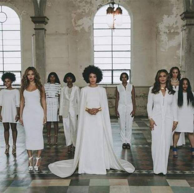 Beyonce's sister finally Knowles Got Married to Alan Ferguson in front of their guests dressed all in white