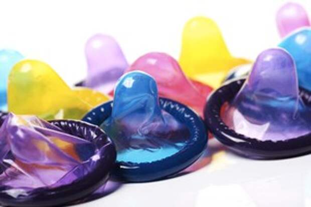 Гейтс обеспокоен нехваткой инвестиций в презервативы