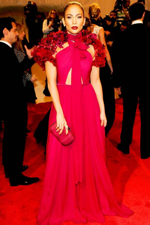 Jennifer Lopez red dress