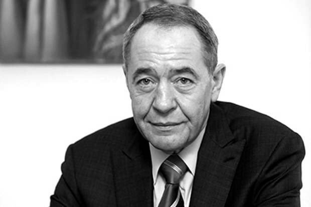 Михаил Лесин