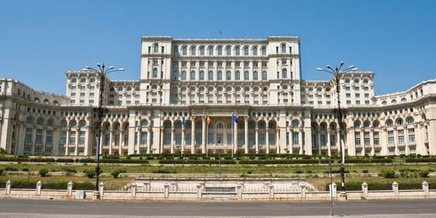 Дворец Парламента.
