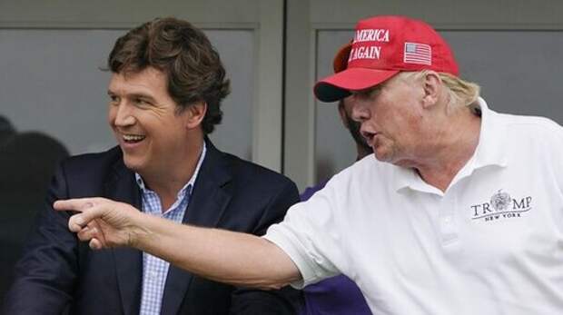 В окружении Трампа началась грязная драка. Методы — самые мерзкие. И это только начало