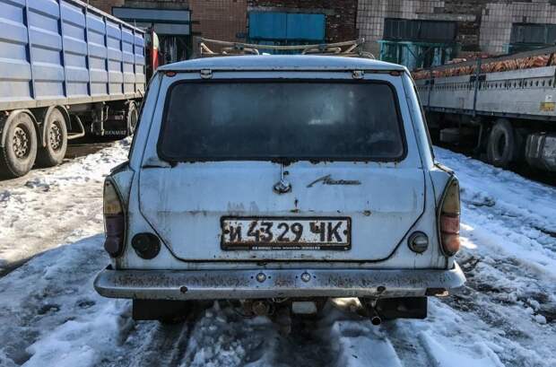C 1972 года задняя дверь стала цельной авто, азлк, москвич, олдтаймер, ретро авто