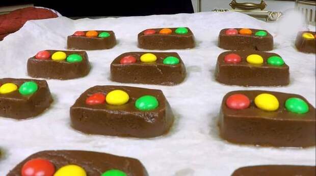 Печенье "Светофор" с конфетками M&M's С дедом за обедом, Кулинария, Печенье, Еда, Рецепт, Видео, Длиннопост, Светофор