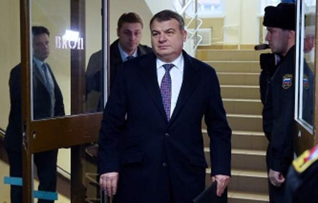 Анатолий Сердюков