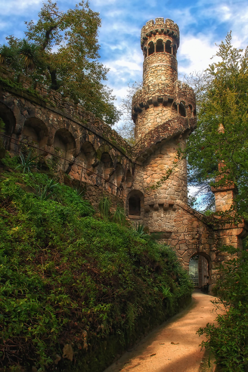 Мистический дворец Кинта да Регалейра Quinta da Regaleira, дворец