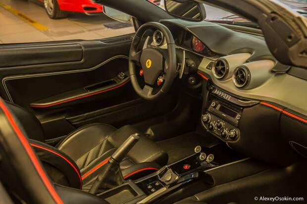 Музей Феррари в Модене Музей Феррари в Модене ferrari, Модена, авто, автомузей, музей