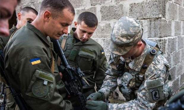 американские инструкторы учат украинских военных
