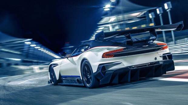 Aston Martin Vulcan автодизайн, дизайн, оптика