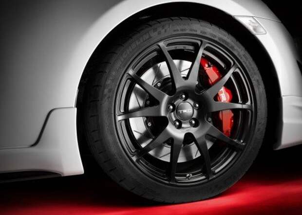 Toyota-GT86_TRD_2014_1280x960_wallpaper_2d