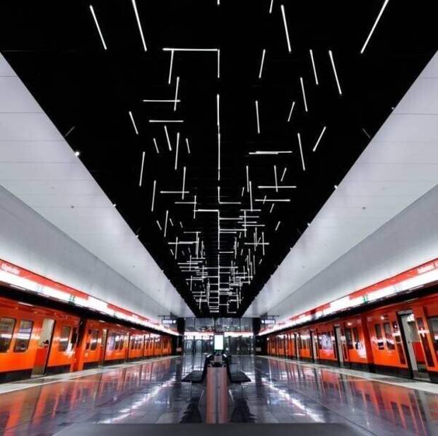 14. Станция метро Keilaniemi в Эспоо, Финляндия