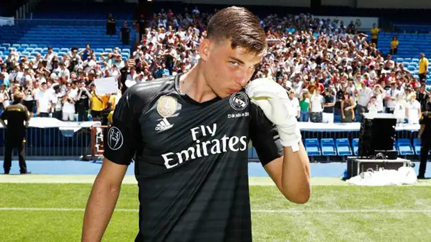 Украинский вратарь Лунин рассказал, почему выбрал мадридский «Реал»