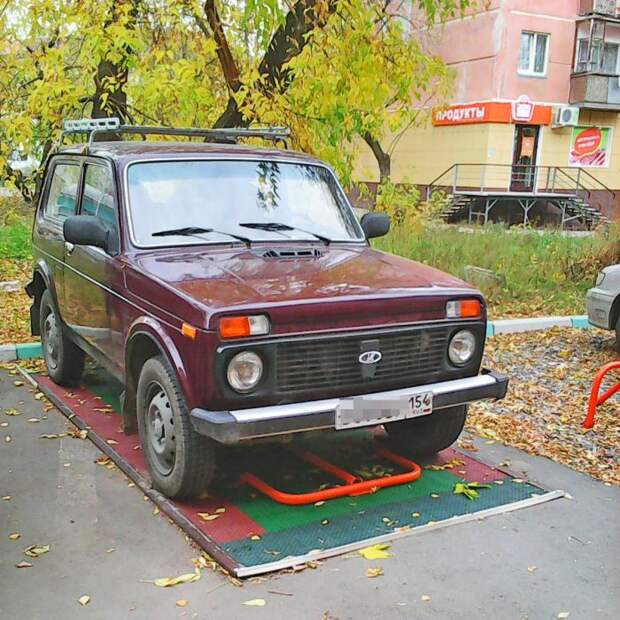 Подборка автомобильных приколов (34 фото) Подборка автомобильных приколов (34 фото)
